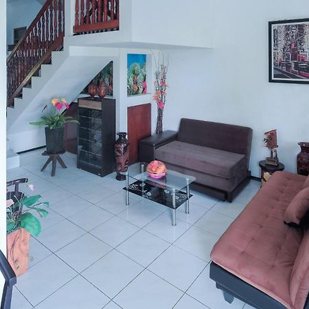 Villa Malang Puncak Buring Экстерьер фото